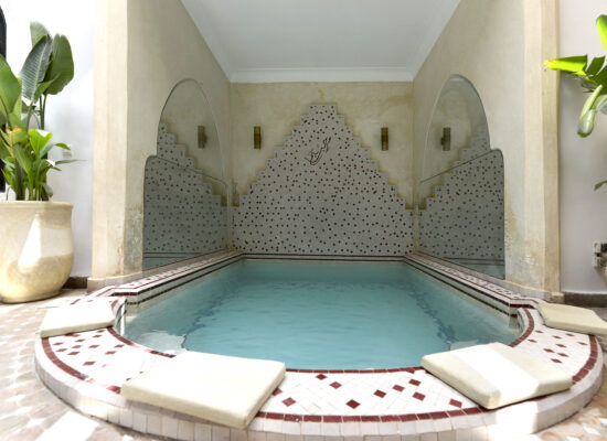 bassin_riad_marrakech_patio