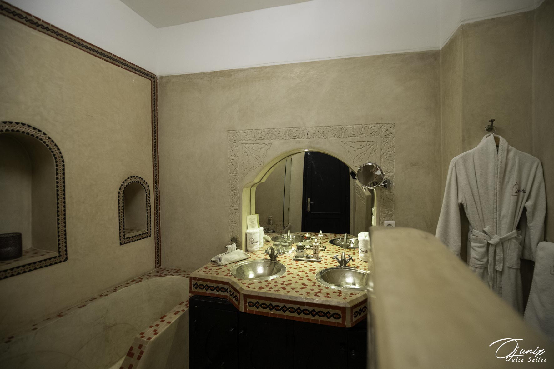 Bathroom Suite Sultan Riad Marrakech Morocco